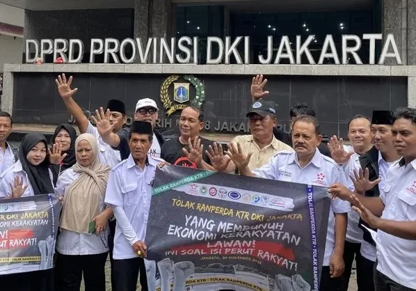 Pedagang Pasar hingga Warteg Tolak Raperda Kawasan Tanpa Rokok