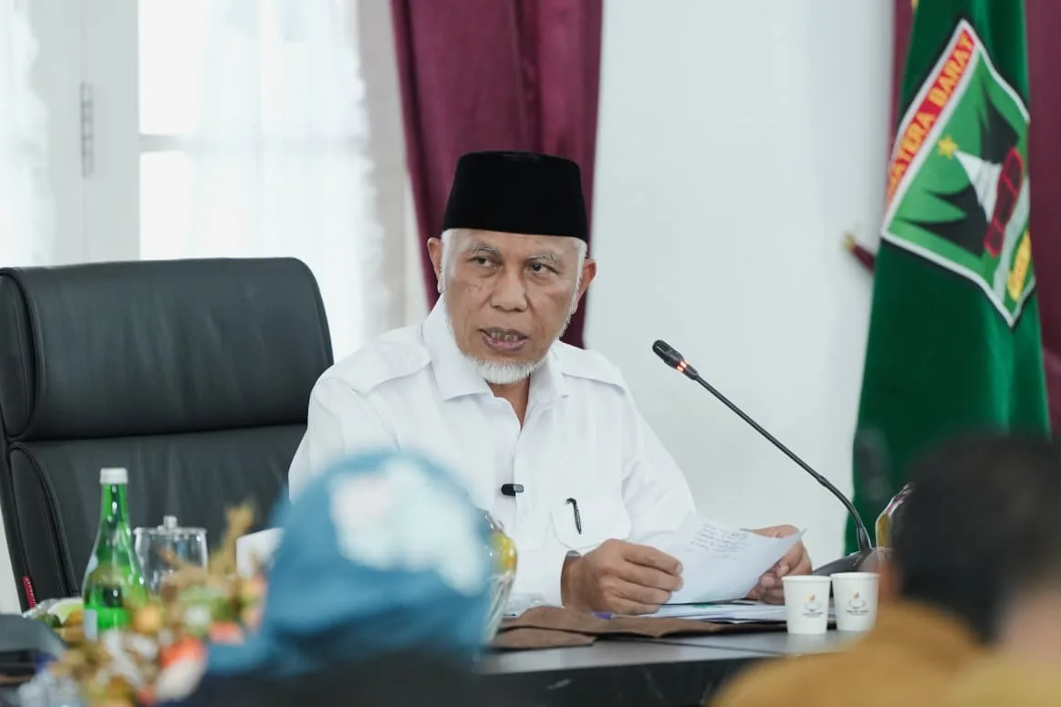 Pemprov Sumbar Salurkan 358 Ton Bantuan Pangan untuk Warga Terdampak Bencana