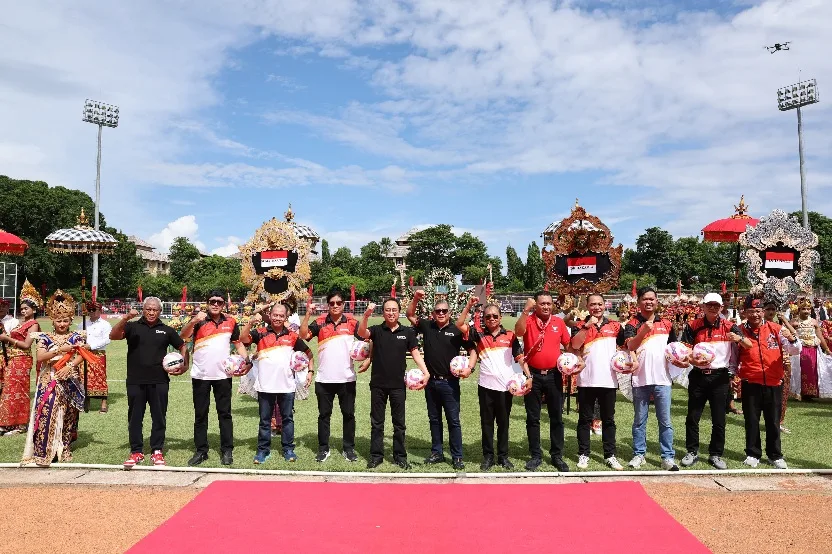 Hasto Kristiyanto Ungkap Filosofi Trofi Soekarno Cup: Kemenangan Lahir dari Gotong Royong
