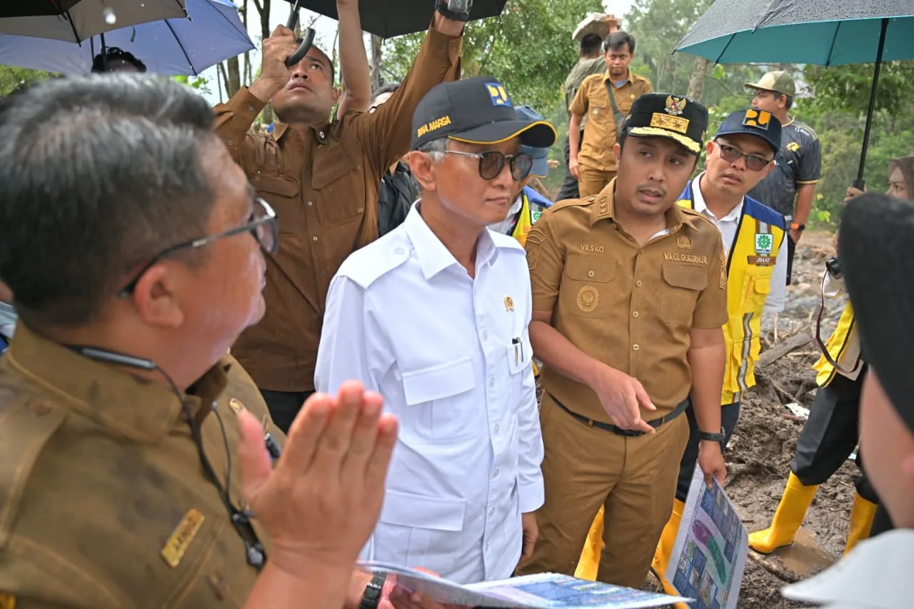 Menteri PU Ungkap Usulan Anggaran Rp13 Triliun untuk Pemulihan Infrastruktur Sumbar, Wagub Vasko Dampingi Tinjauan Lapangan