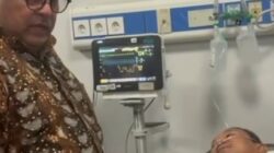 Besuk Siswa dan Guru SDN 01 Cilincing Korban Tabrak Mobil MBG, Wagub Rano: Biaya Pengobatan Ditanggung Sepenuhnya Pemprov dan Jasa Raharja