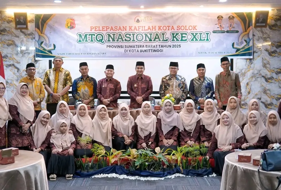 Wali Kota Solok Resmi Lepas Kafilah MTQN Sumbar ke-41: Harapan Tinggi untuk Persembahkan Prestasi Terbaik