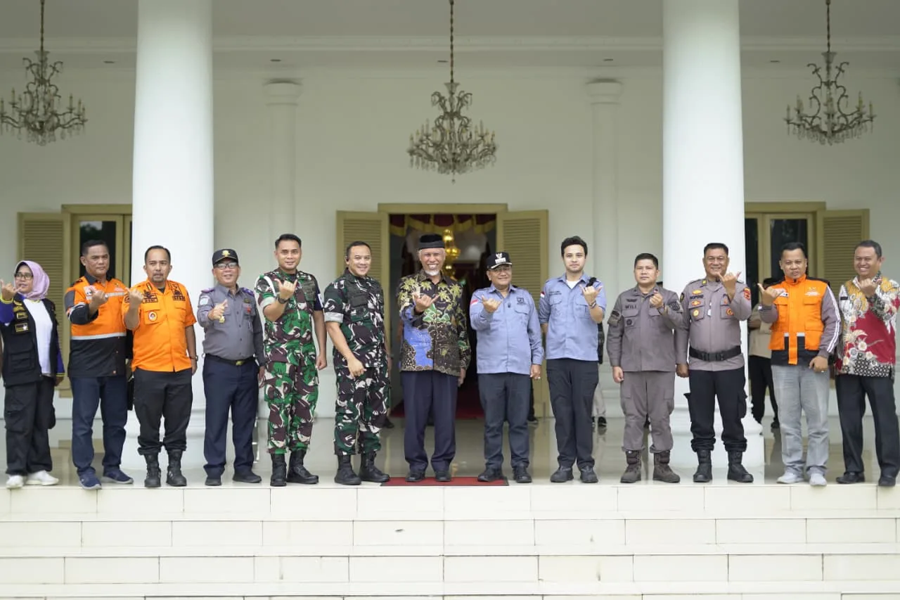 Kota Jambi Salurkan Bantuan Rp200 Juta untuk Sumbar, Mahyeldi: Dukungan Ini Meneguhkan Semangat Kami