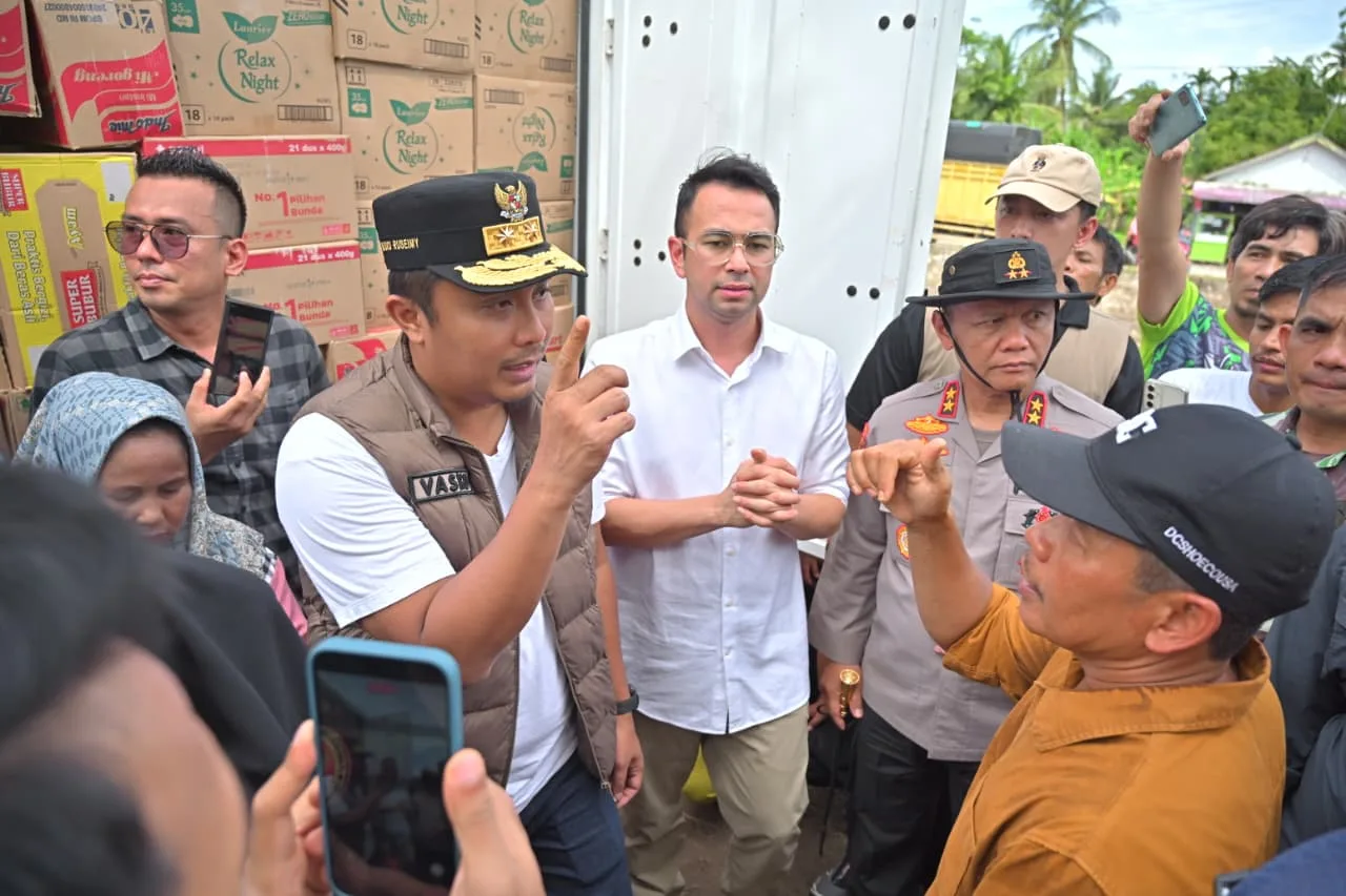 Wagub Sumbar Dampingi Utusan Khusus Presiden Beri Dukungan Moril bagi Warga Terdampak Bencana di Pasie Laweh