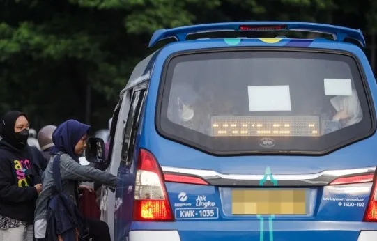 Transjakarta Pecat Sopir JakLingko yang Memaki Penumpang dengan Sebutan Monyet