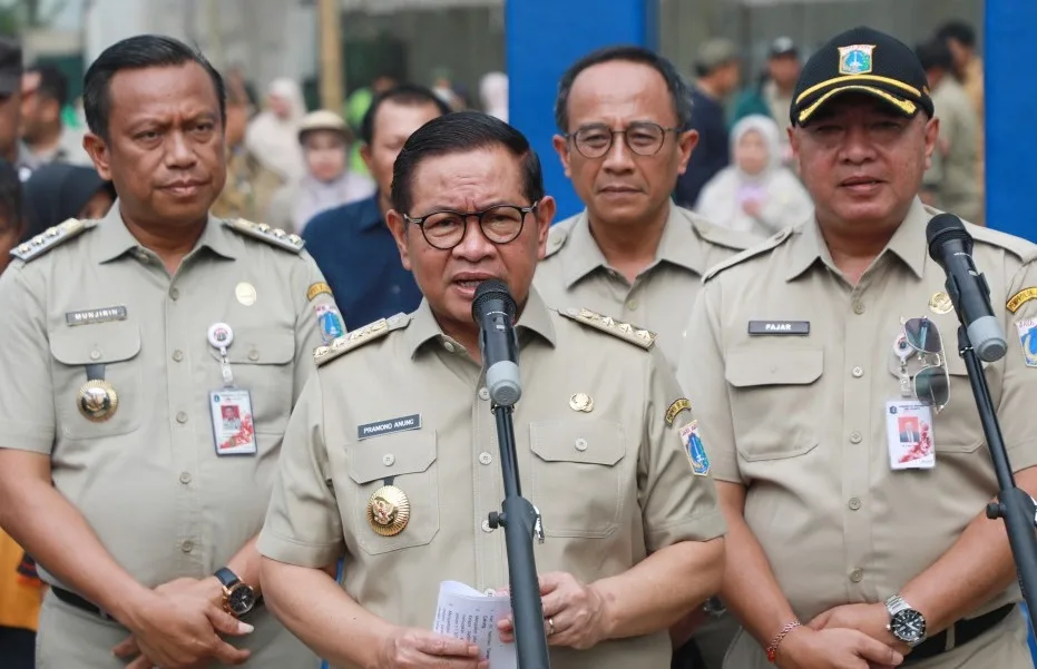 Mangkrak Bertahun-tahun! Tiang Monorel di Rasuna Said Kuningan Mulai Dibongkar