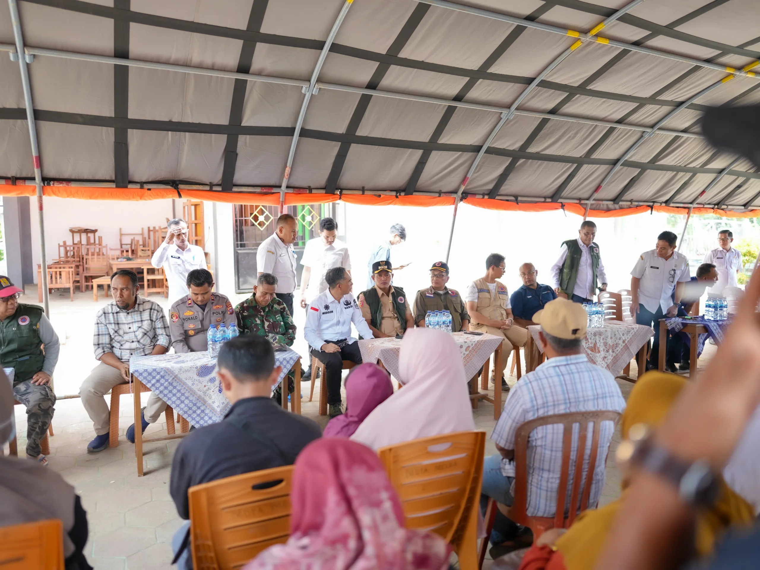 Bupati Solok Dampingi Sestama BNPB Tinjau Hunian Tetap di Saniang Baka dan Muaro Pingai