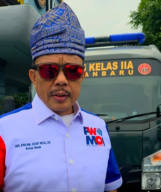 PWMOI Desak Harian Kedaulatan Rakyat Klarifikasi Iklan Kelulusan UGM Terkait Jokowi