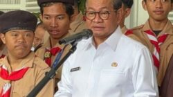 Gubernur Pramono Ijinkan Sekolah Terapkan PJJ dan ASN Lakukan WFH Selama Banjir Jakarta Belum Surut