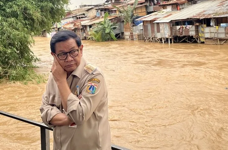 Dikritik Walhi dalam Menangani Banjir Jakarta, ini Kata Gubernur Pramono