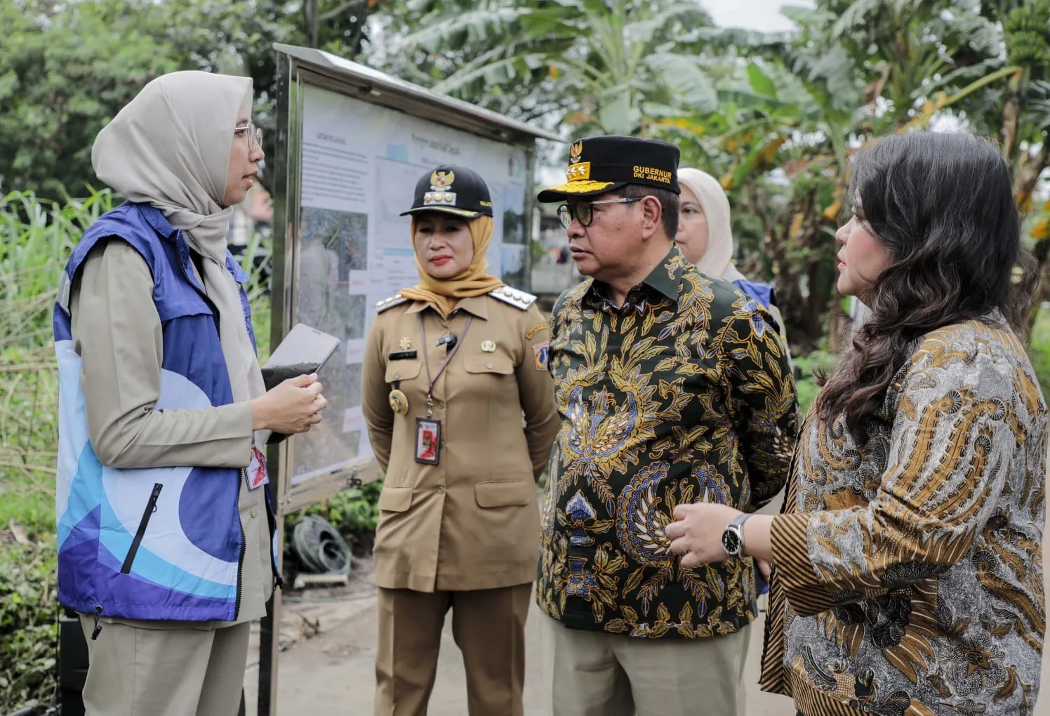 Pengerukan Kali Sepak Kembangan, Gubernur Pramono: Jaga Daya Tampung Air Sungai