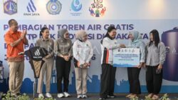 TP PKK Jakarta dan Daya Wanita PAM Jaya Bagikan 120 Unit Toren Air Gratis di Tambora