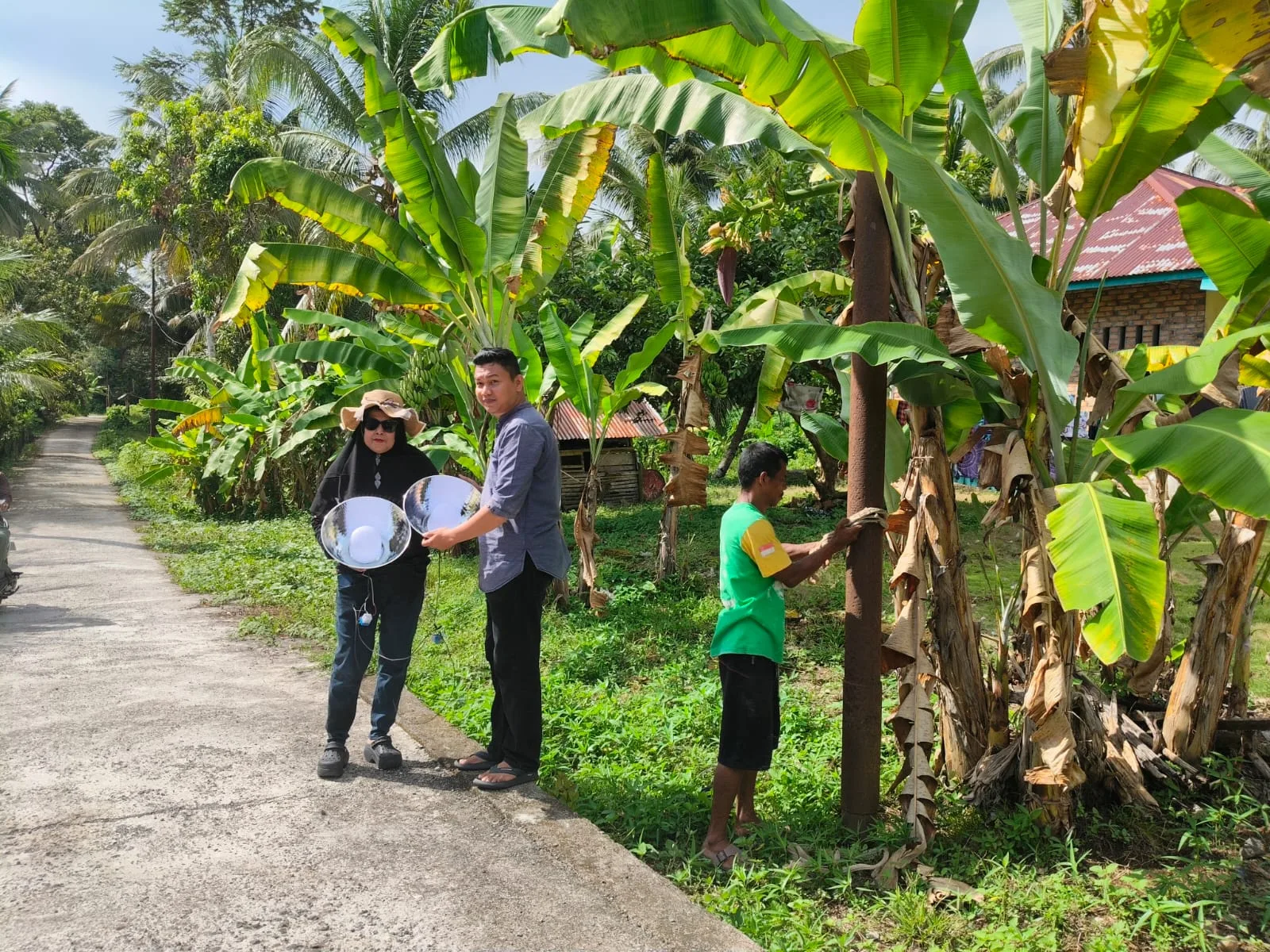 Usai Reses, Endarmy Realisasikan Permintaan Warga Terkait Lampu Jalan