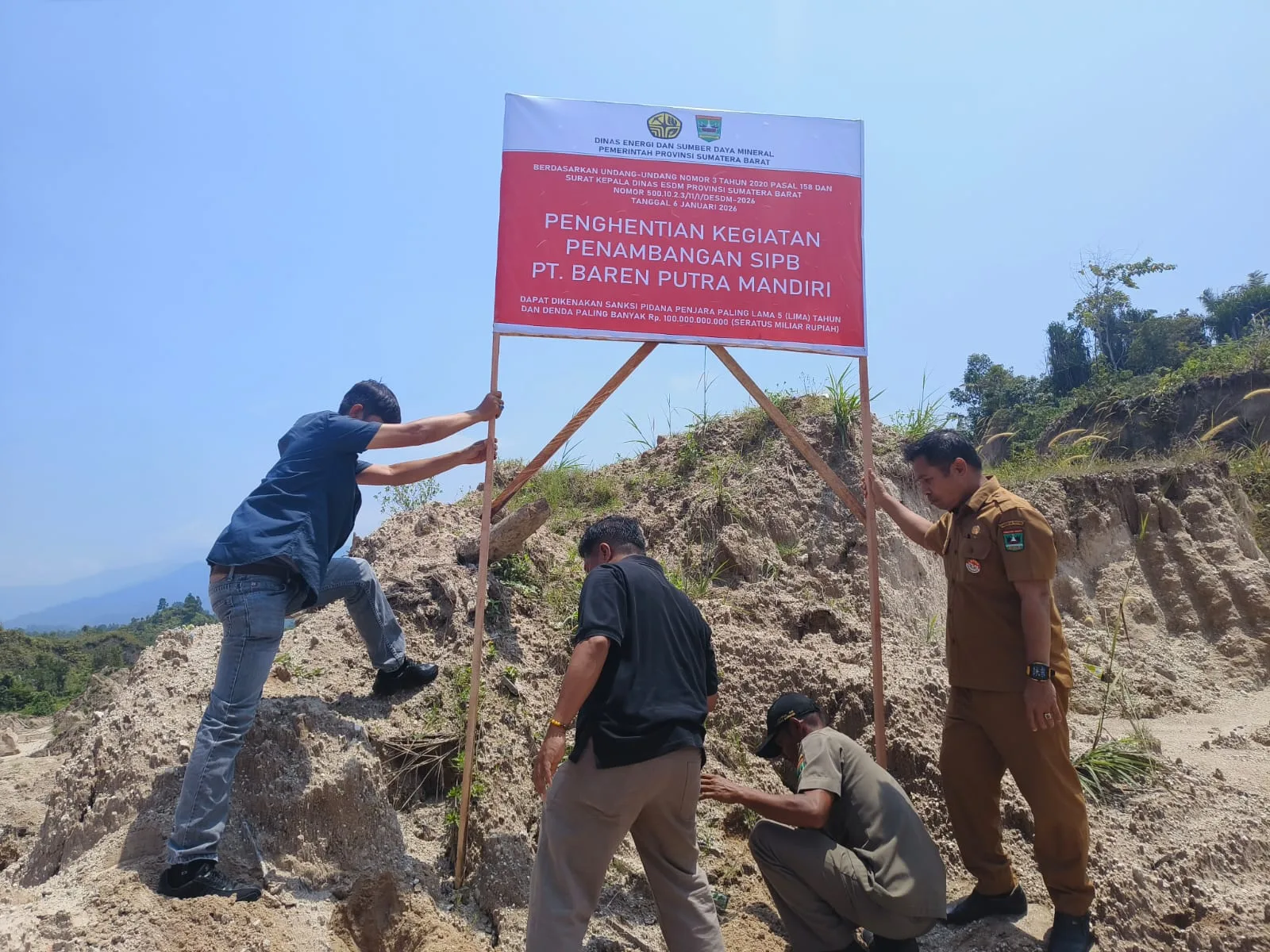 Pemprov Sumbar Hentikan Sementara Aktivitas Tambang Bermasalah di Padang Pariaman