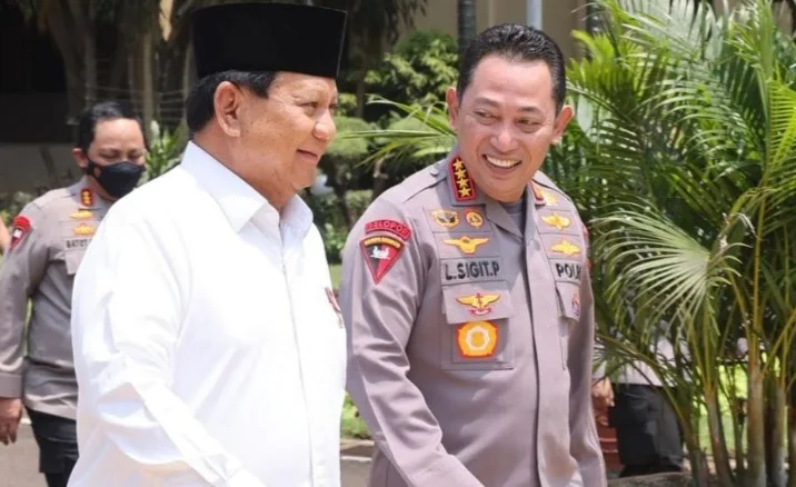 Presiden Prabowo Siapkan Bintang Mahaputra untuk Kapolri: Apresiasi Kenegaraan dan Legitimasi Sosial Berbasis Kinerja dan Data