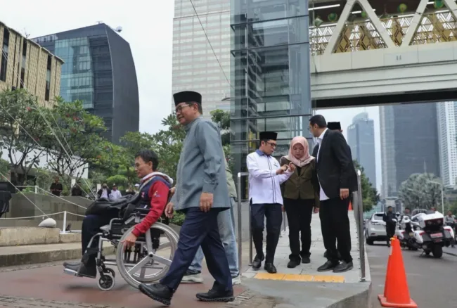 Revitalisasi Jembatan Penyeberangan Sarinah, Gubernur Pramono: Ini JPO Bersejarah