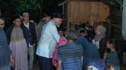Ramadhan Manjadi Berkah Bagi Keluarga Gatot di Sawahlunto, Gubernur Mahyeldi Serahkan Bantuan Bedah Rumah