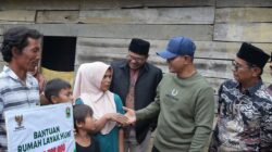 ‎Bupati Solok Serahkan Bantuan Rumah Layak Huni di Nagari Simpang Tanjung Nan Ampek