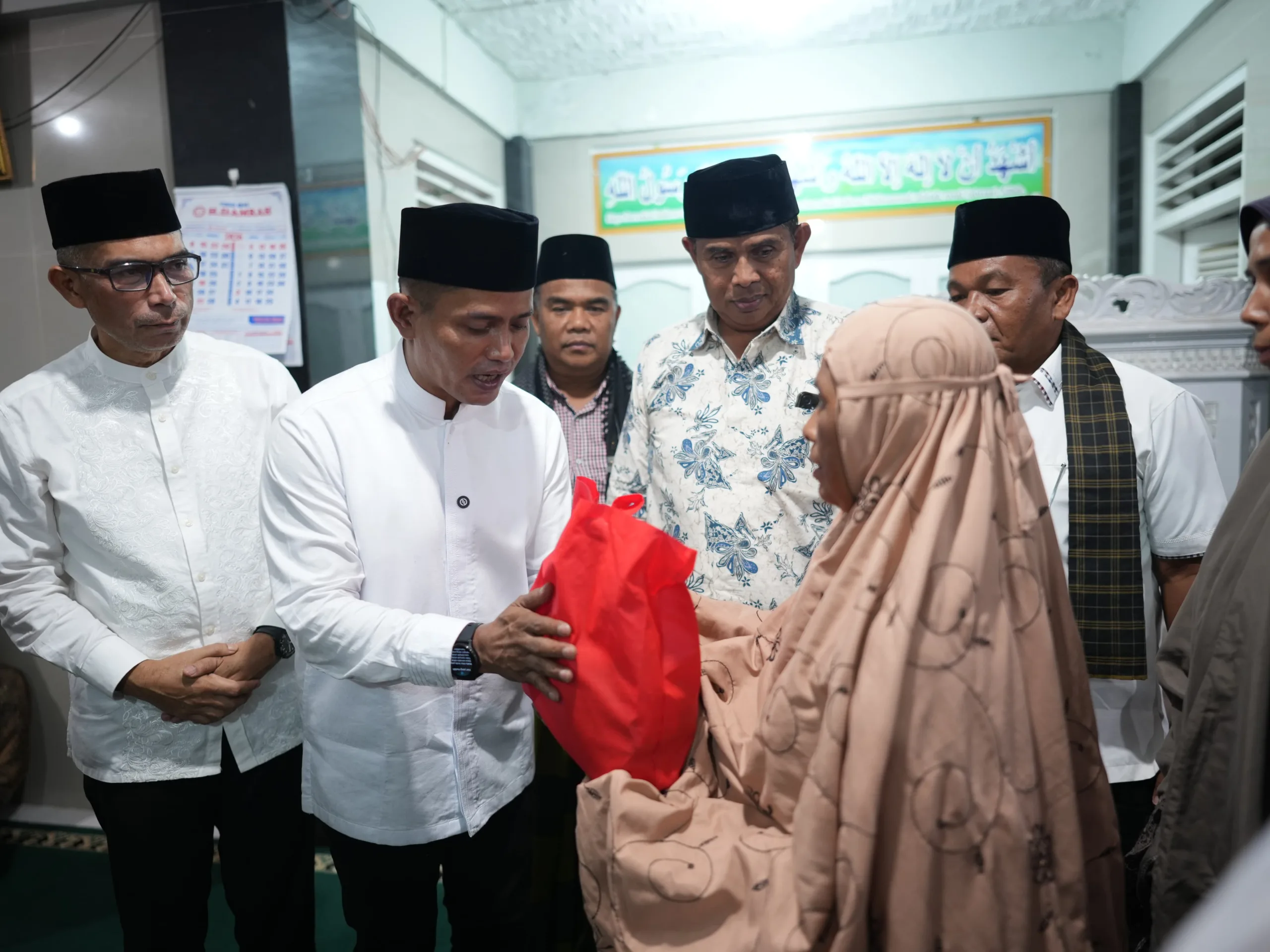 ‎Bupati Solok Safari Ramadhan di Masjid At Taqwa Sawah Baruah