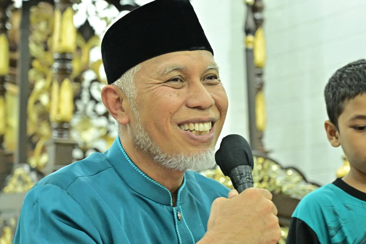 Gubernur Mahyeldi Terbitkan Edaran Idul Fitri 1447 H, Ajak Masyarakat Rayakan Lebaran Khusuk dan Tertib