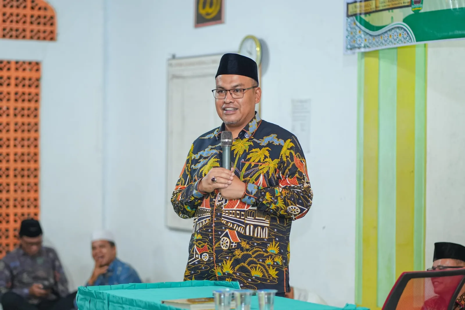 Safari Ramadan di Pesisir Selatan, Sekda Sumbar Ajak Masyarakat Jaga Generasi Muda dari Pengaruh Narkoba