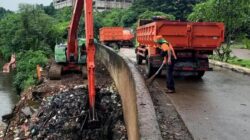 DLH DKI Bantah Adanya Pembuangan Sampah di Kali Pesanggrahan