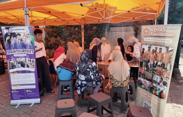 Kemas Foundation Sasar Guru dan Warga dalam Program Kesehatan Gratis dan Bantuan Sosial