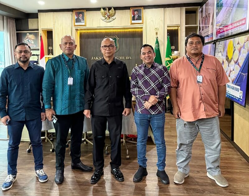 Ketum KAUP Komisariat FHUP Dr. Sayuti Abubakar Pimpin Silaturahmi ke Kantor Jaksa Agung Muda Bidang Intelijen