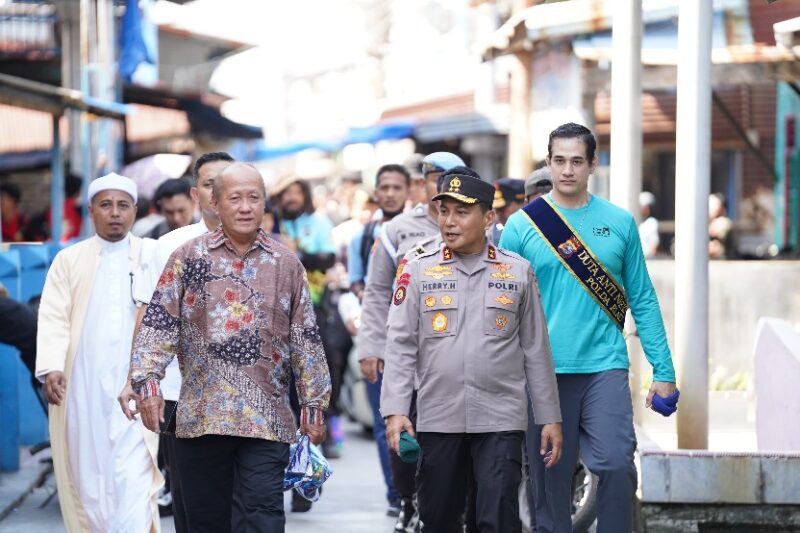Kapolda Riau Irjen. Herry Temui Warga Panipahan Pasca Kerusuhan