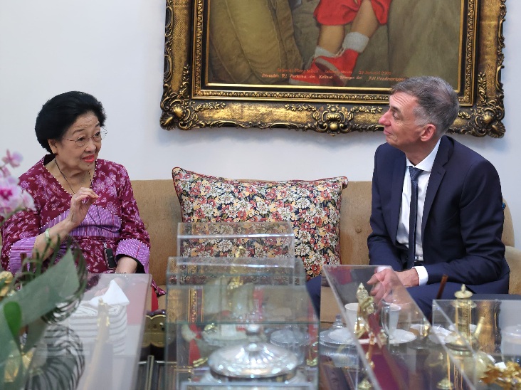 Megawati Berbincang Hangat dengan Dubes Jerman, Bahas KAA dan Eskalasi Geopolitik