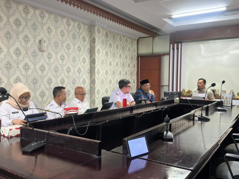 Komisi II DPRD Kota Bekasi Gelar Rapat Ekspose LKPJ Kepala Daerah Tahun 2025