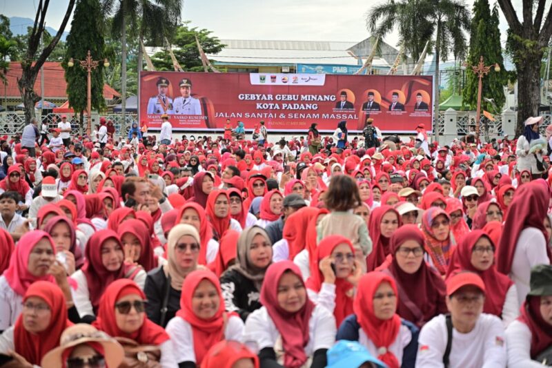 Buka Acara Gebyar Gebu Minang Kota Padang, Gubernur Mahyeldi Soroti Dampak Positif bagi UMKM