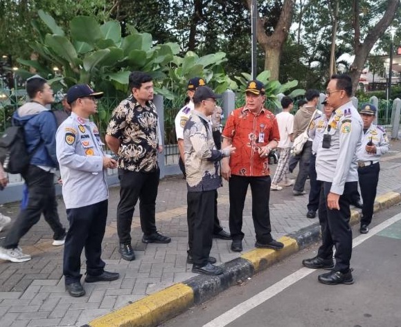 Pemprov DKI Tertibkan Parkir Liar di Blok M