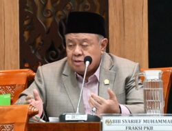 Sidang Gugatan Kesejahteraan Dosen di MK, Komisi X Minta Hakim Kabulkan Permohonan